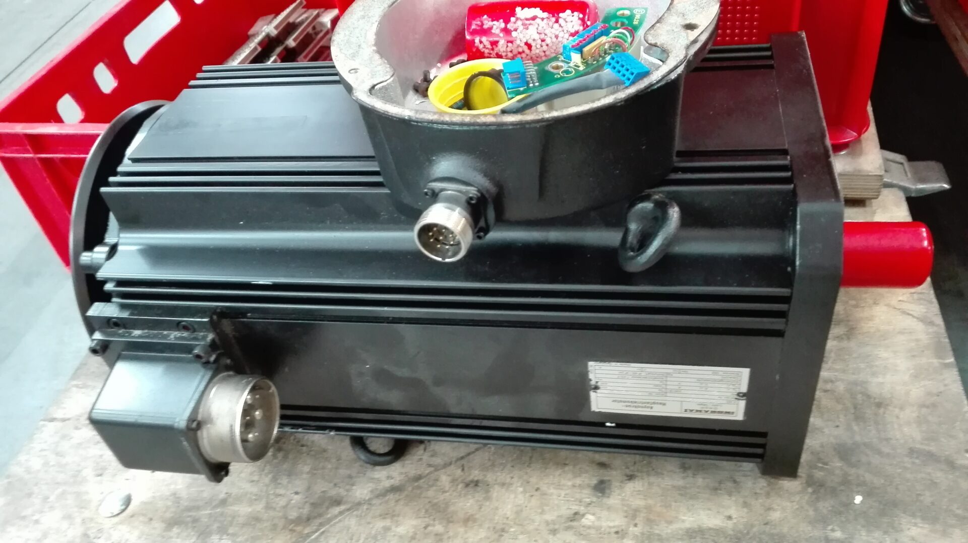 kabel zasilający silnik