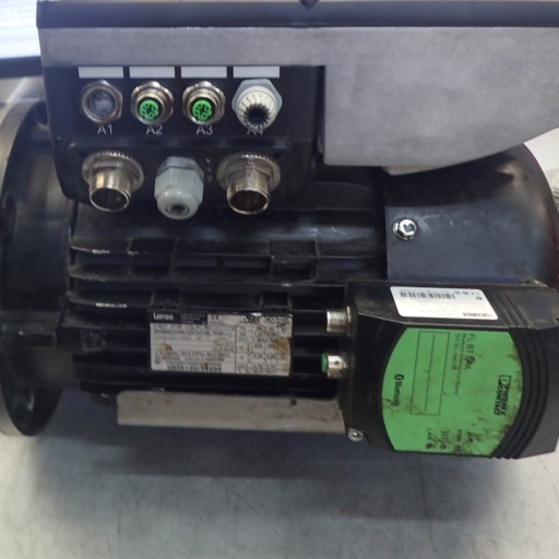 motore trifase Lenze