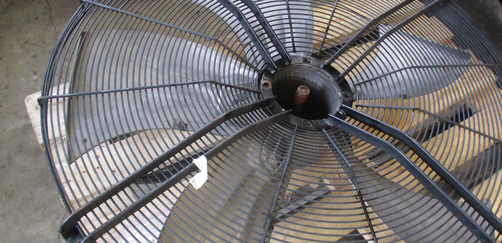Riparazione del ventilatore assiale EBM PAPST A6D910-AP01-01